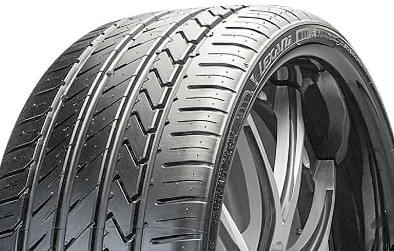 2  Lx-Twenty 265/45ZR19 105Y 320AA / All Season Performance / 30000 MILE LXST201945050 / 265/45/19 / 2654519